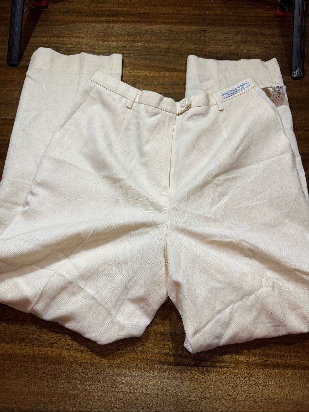 Pendleton Cream Dress Pants - Tailored Flat Front Trousers 100% virgin wool